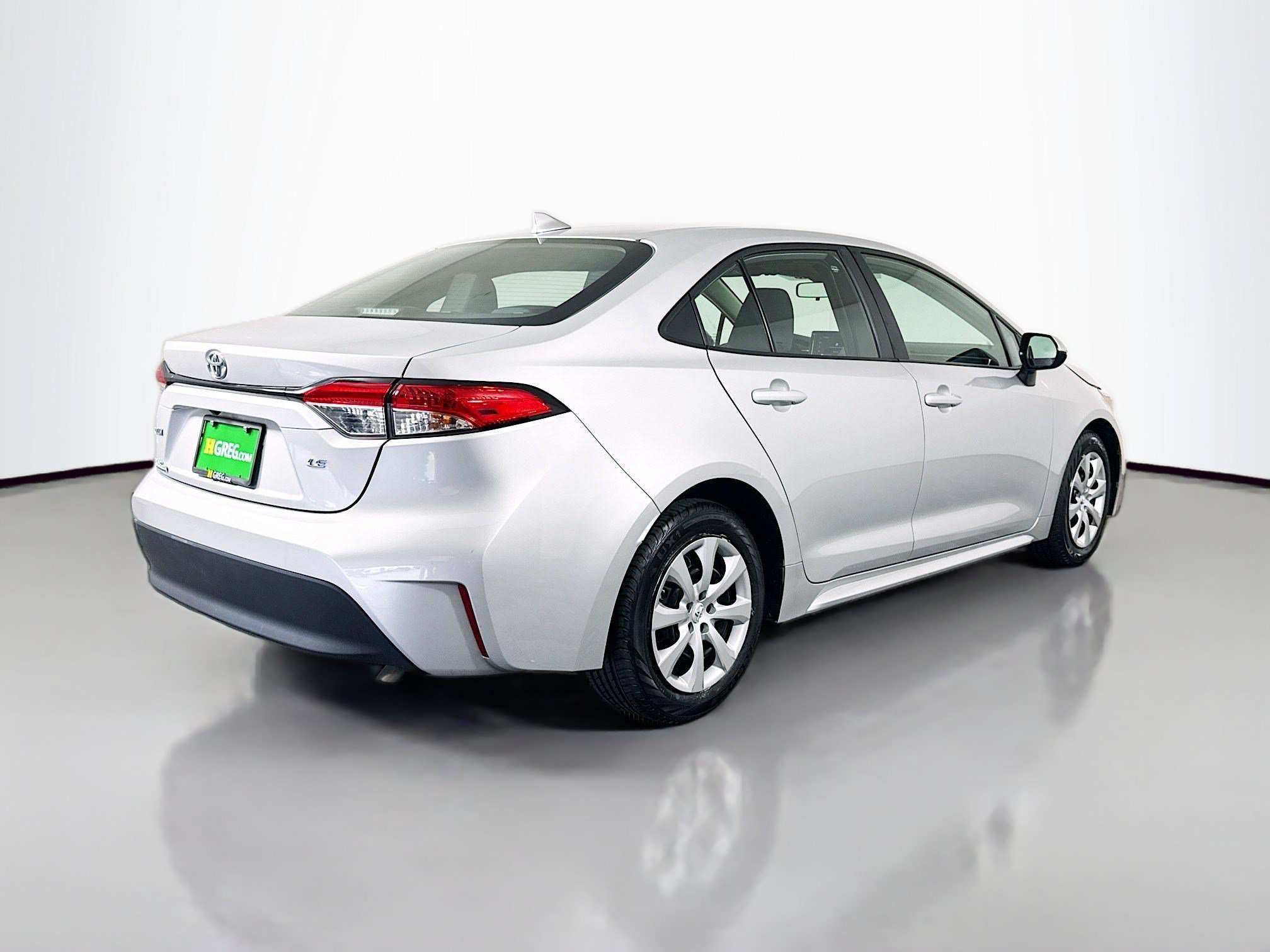 Used 2024 Toyota Corolla LE FWD image 10