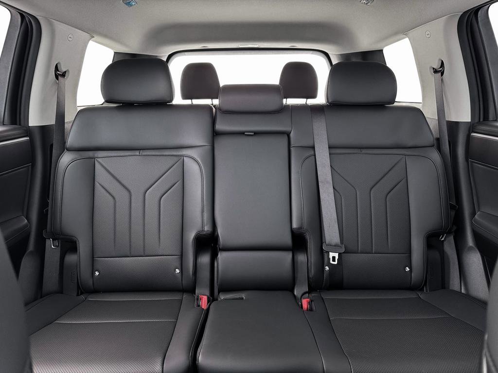 New 2026 Hyundai Santa Fe SEL AWD/4WD image 16