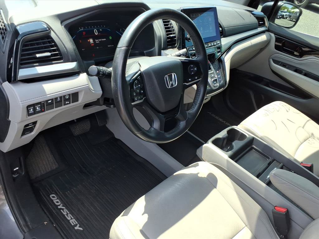 Used 2023 Honda Odyssey Touring image 10