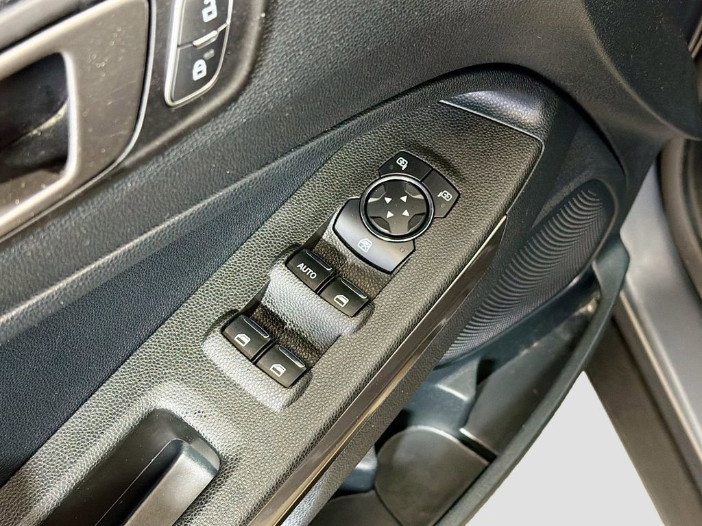 Used 2021 Ford EcoSport SE FWD image 19