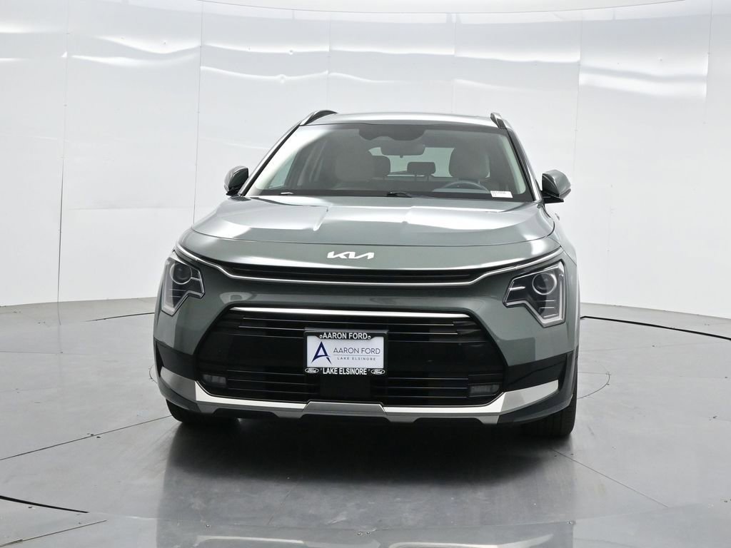Used 2023 Kia Niro EX Touring image 29