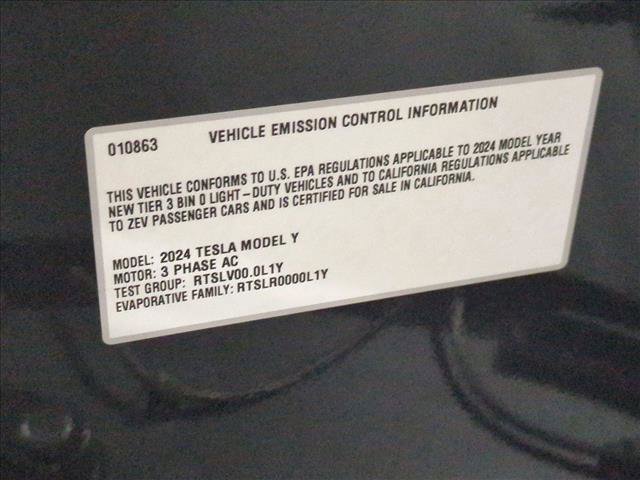 Used 2024 Tesla Model Y 2WD image 28