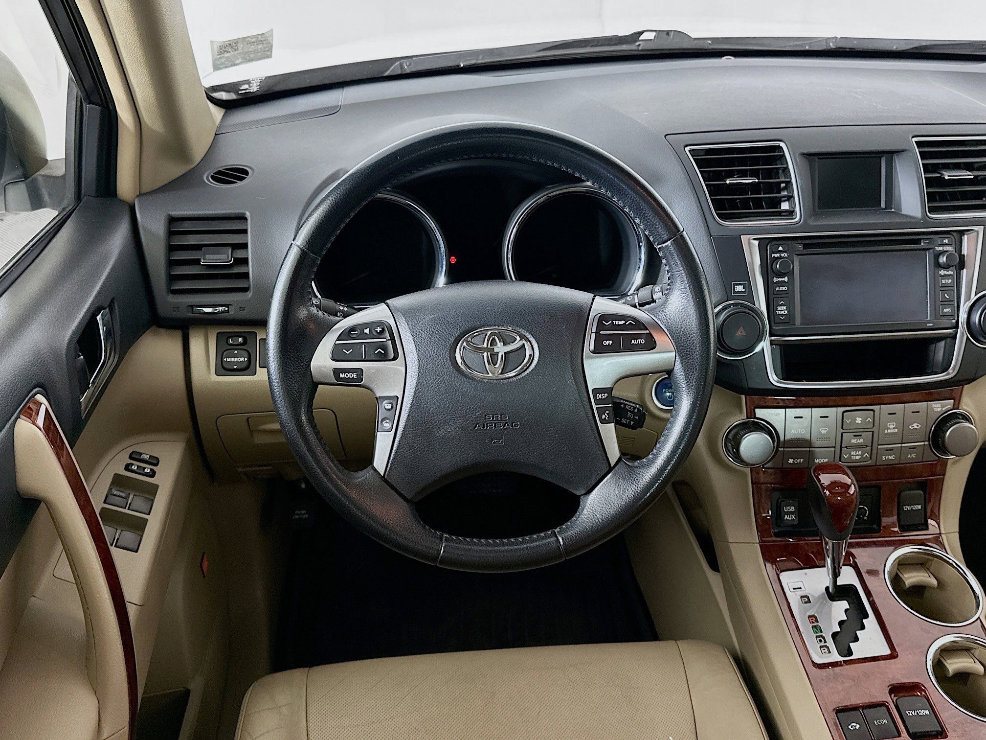 Used 2013 Toyota Highlander Limited AWD/4WD image 17