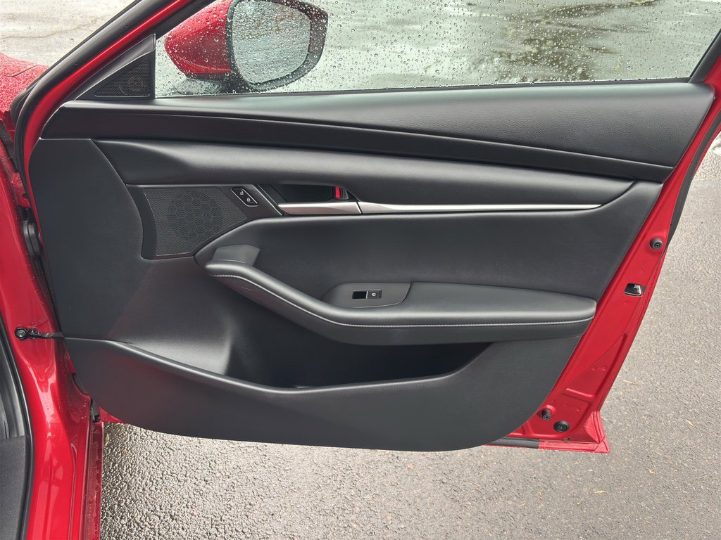 Used 2023 MAZDA MAZDA3 s image 10