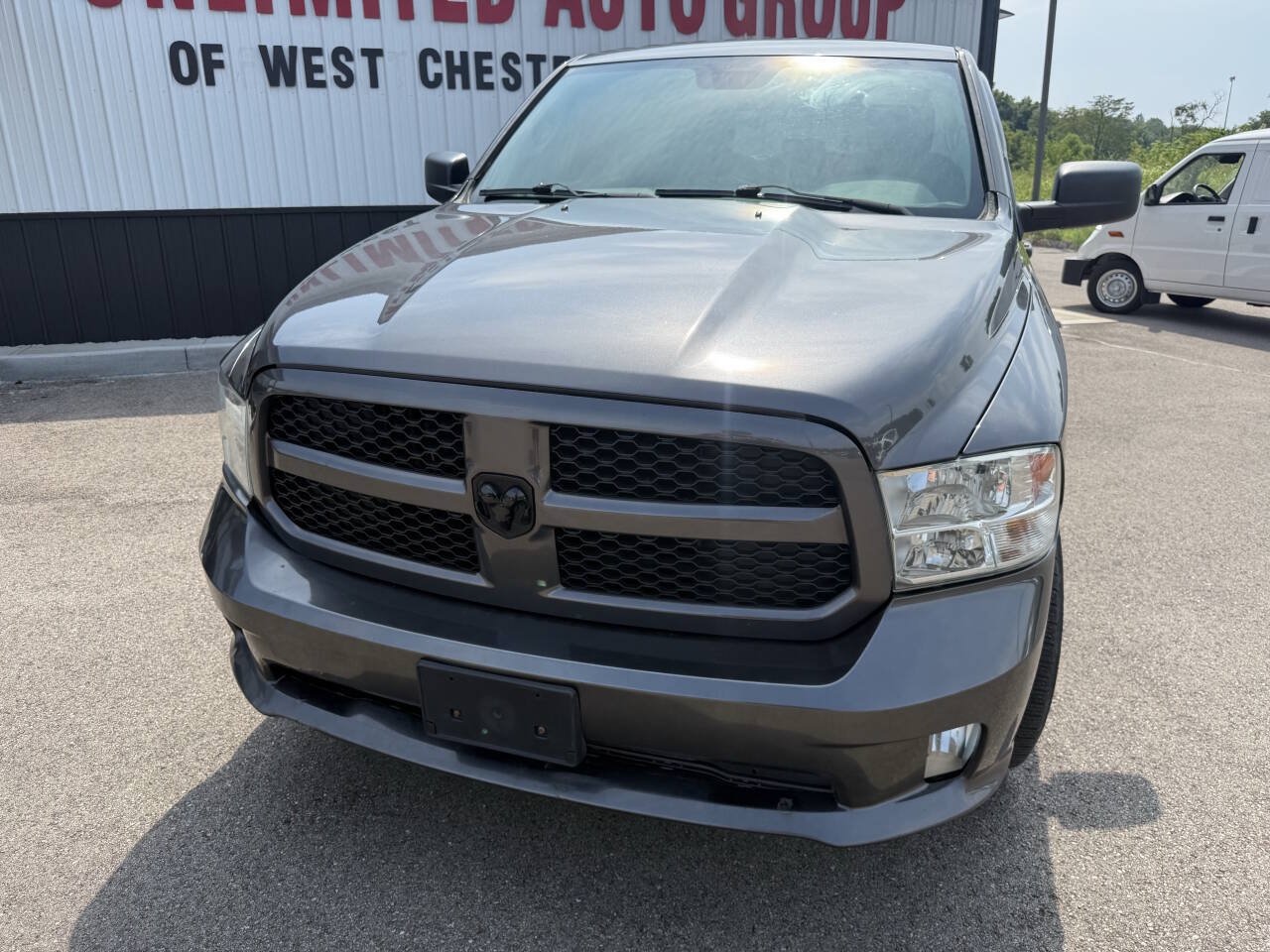 Used 2015 RAM 1500 ST AWD/4WD image 2