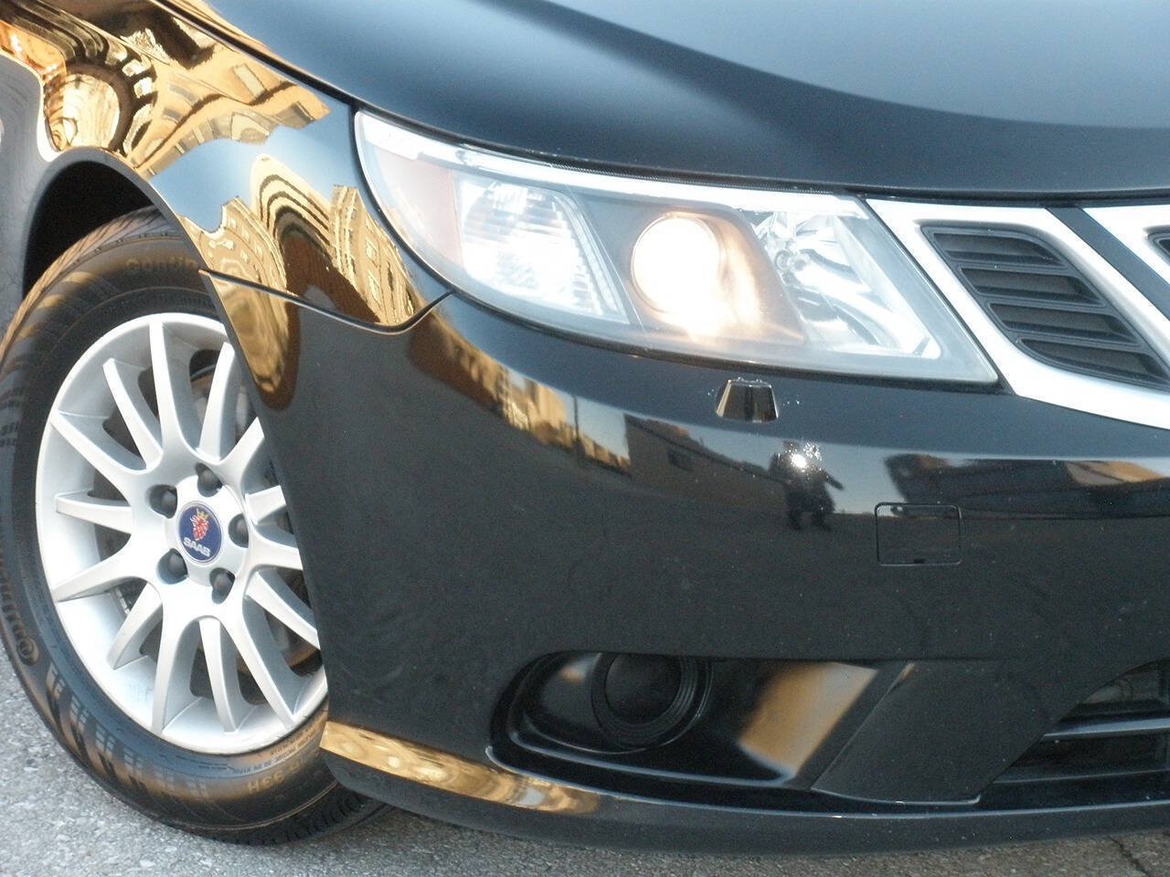 Used 2009 Saab 9-3 2.0T w/ Cold Weather Package FWD image 7