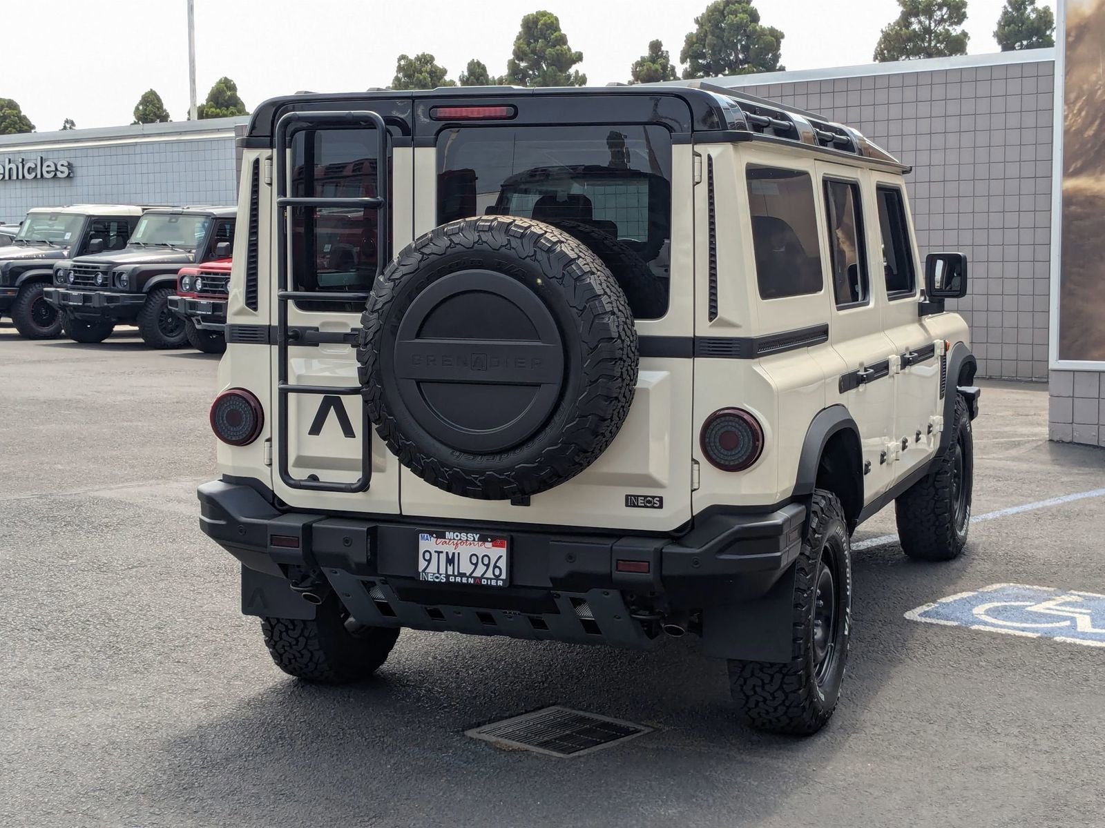 Used 2024 INEOS Grenadier image 5