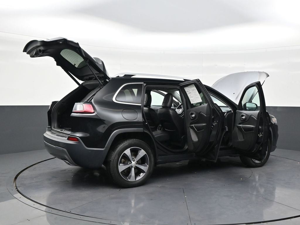 Used 2019 Jeep Cherokee Limited w/ Luxury Group image 29