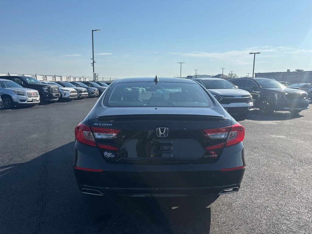 Used 2022 Honda Accord Sport image 4