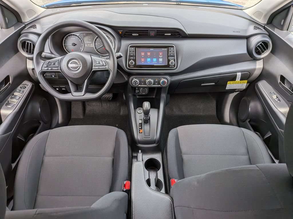 Used 2025 Nissan Kicks Play S FWD image 5