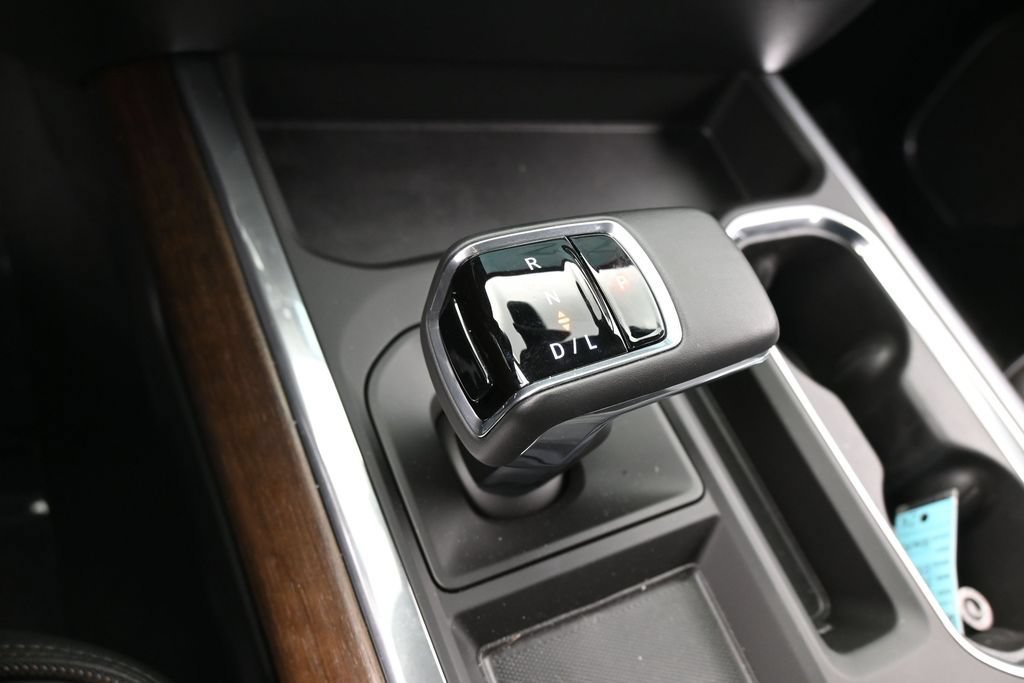 Used 2026 Chevrolet Silverado 1500 High Country RWD image 23