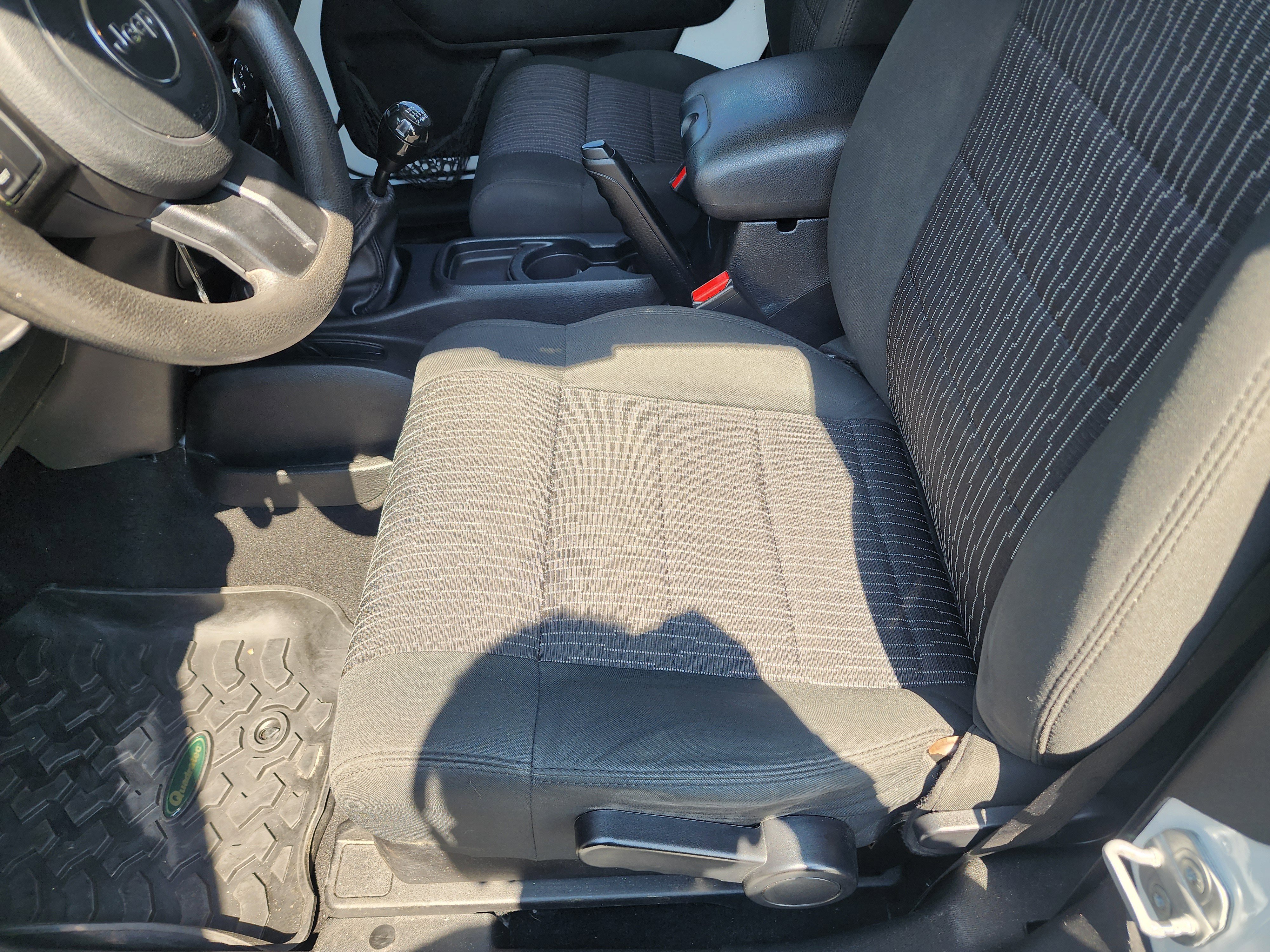 Used 2012 Jeep Wrangler Sport image 18