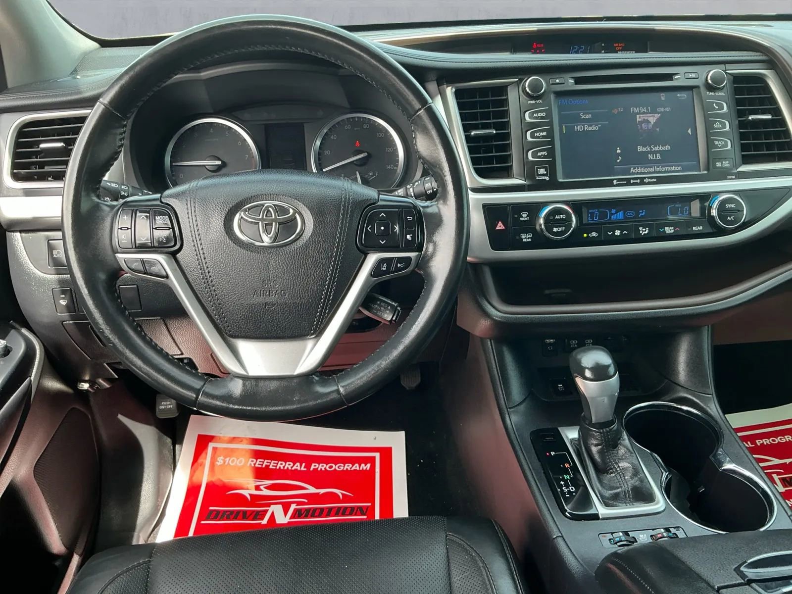 Used 2018 Toyota Highlander Limited image 16