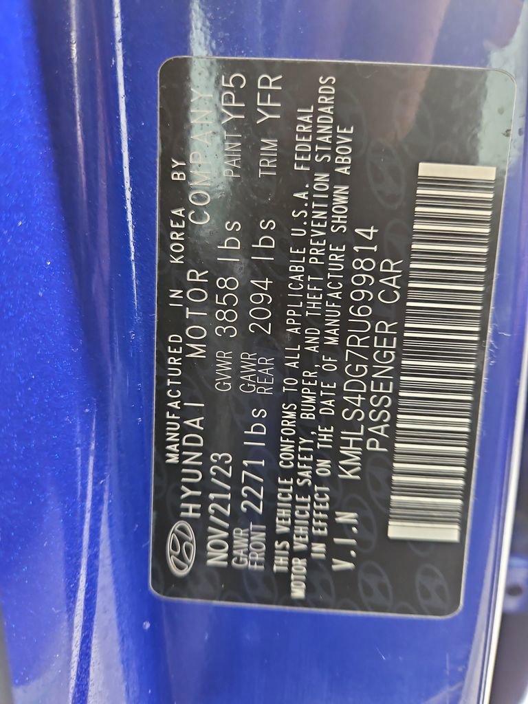 Certified 2024 Hyundai Elantra SEL w/ Convenience Package image 32