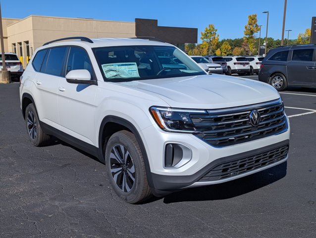 New 2026 Volkswagen Atlas SE FWD image 3