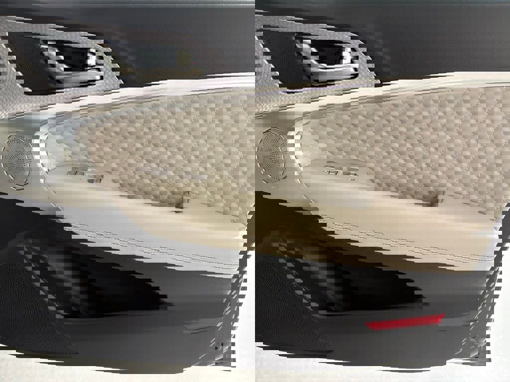 Used 2023 Genesis G70 3.3T w/ Sport Prestige Package image 42