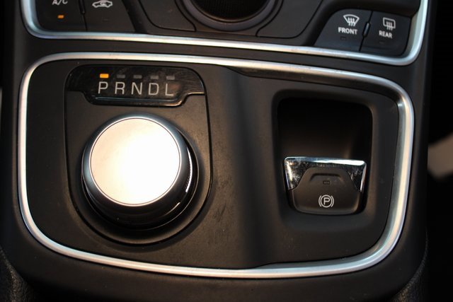 Used 2016 Chrysler 200 LX image 25