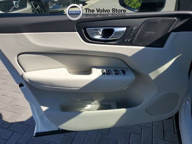New 2026 Volvo XC60 B5 Ultra w/ Protection Package Premier AWD/4WD image 13