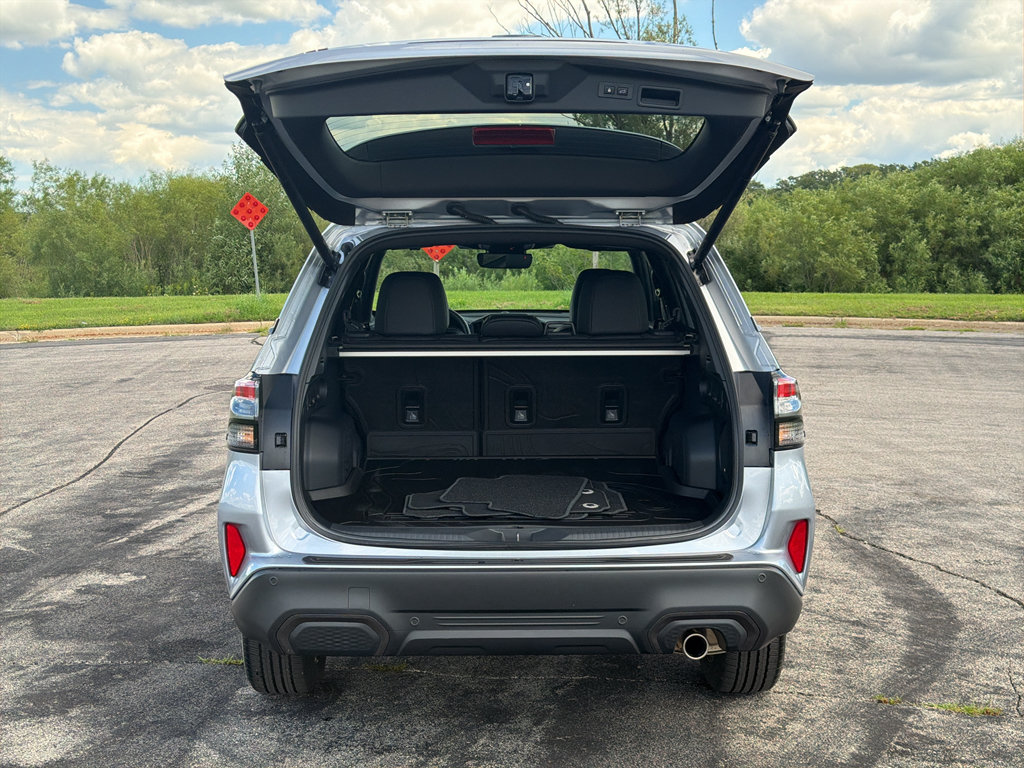 Used 2026 Subaru Forester Limited AWD/4WD image 37