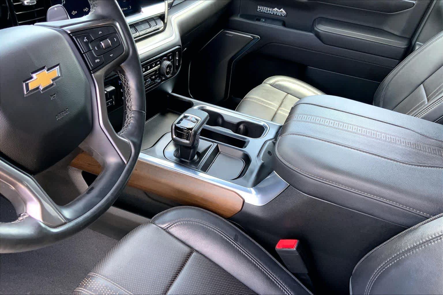 Certified 2023 Chevrolet Silverado 1500 High Country w/ High Country Premium Package AWD/4WD image 17