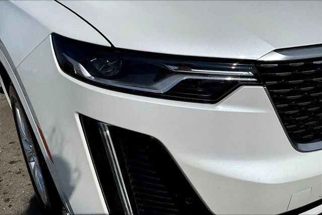 Certified 2023 Cadillac XT6 Luxury image 32