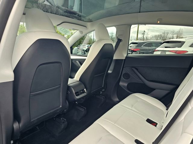 Used 2023 Tesla Model Y Performance image 22
