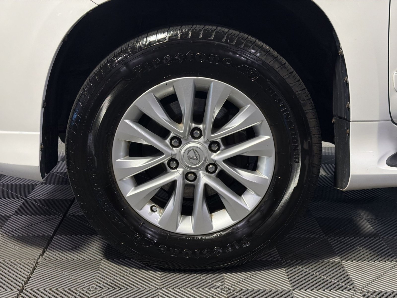 Used 2019 Lexus GX 460 Premium w/ Premium Package AWD/4WD image 12