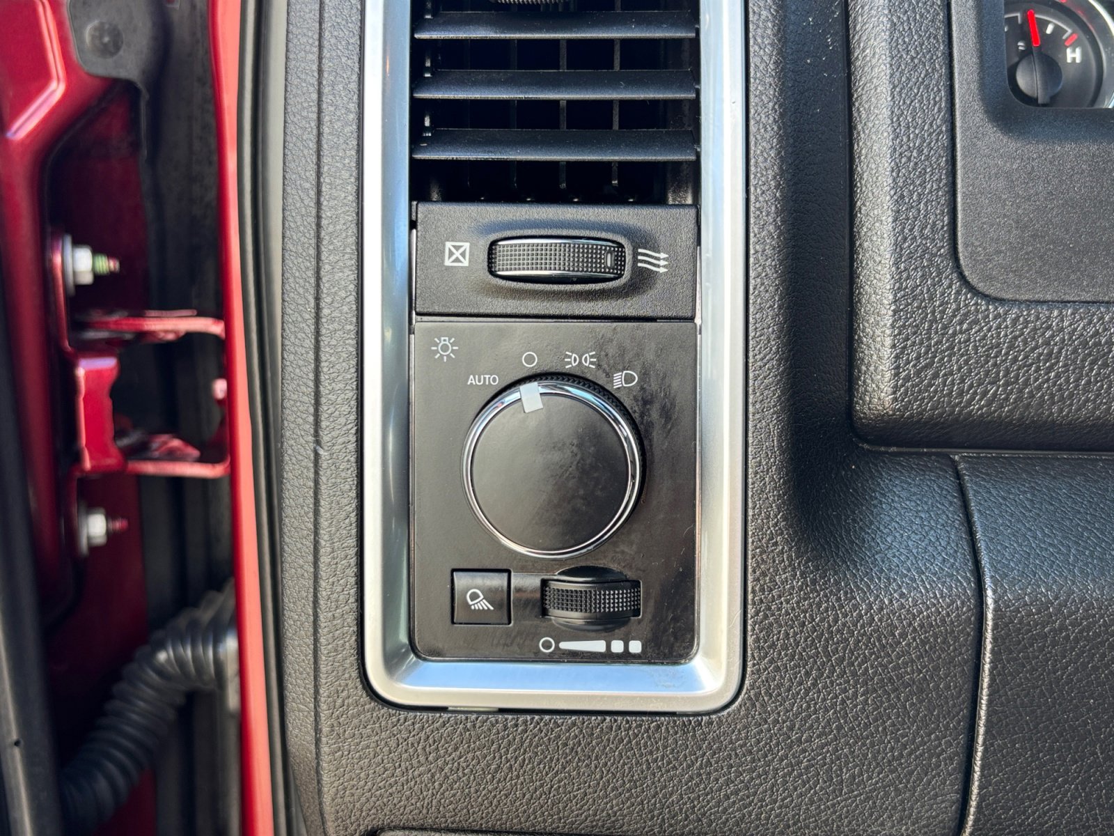 Used 2021 RAM 1500 Classic Warlock w/ Electronics Group image 14