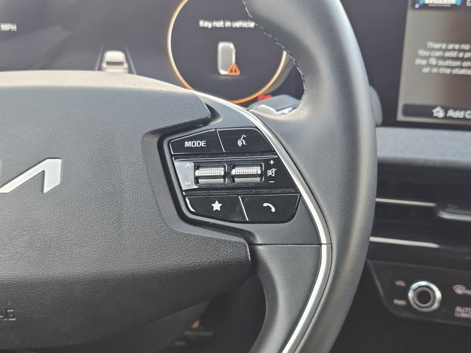 Certified 2024 Kia EV6 Light RWD image 27