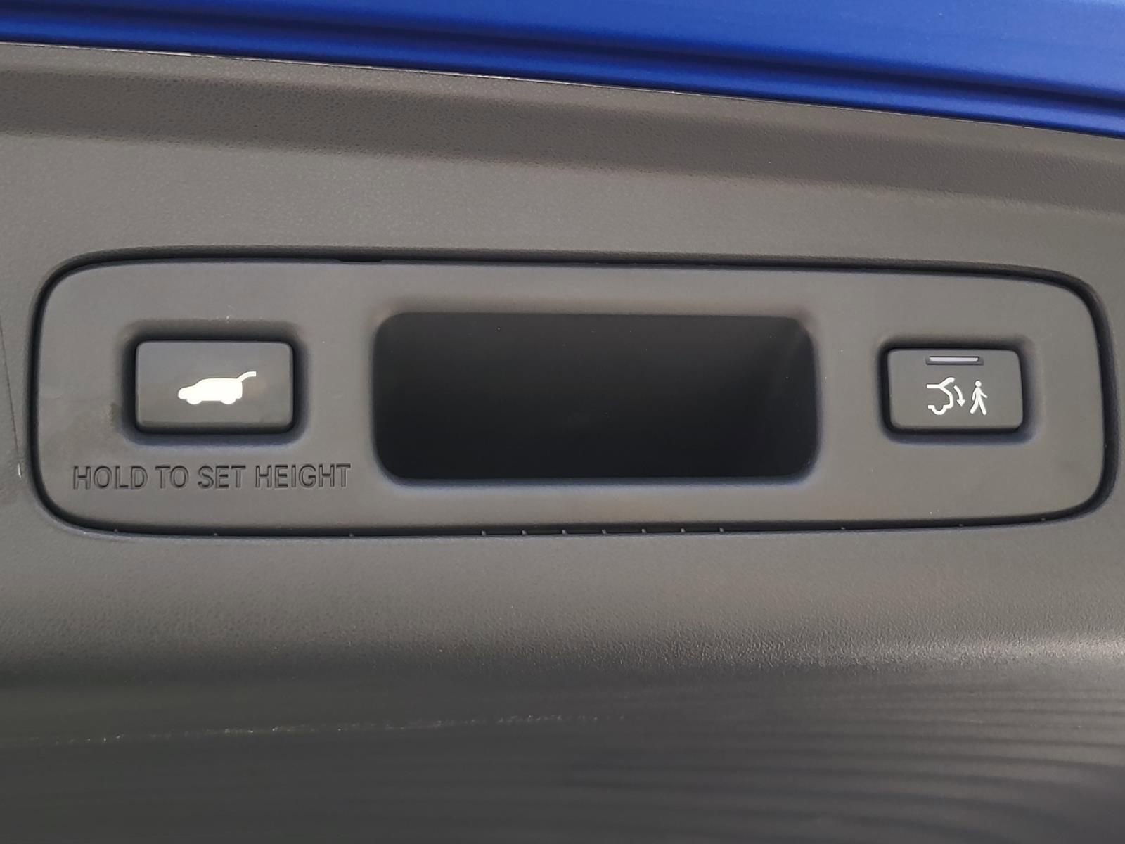 Used 2025 Acura ADX A-Spec FWD image 11
