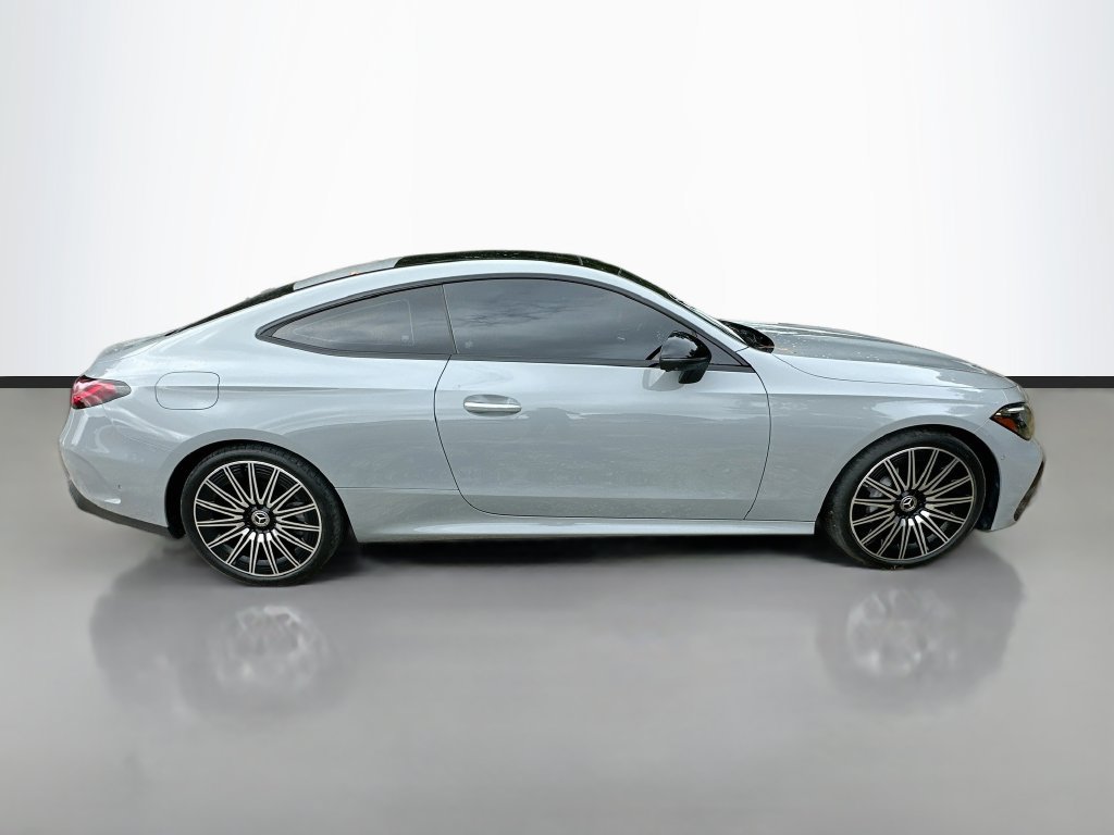 Used 2024 Mercedes-Benz CLE 300 4MATIC Coupe image 4