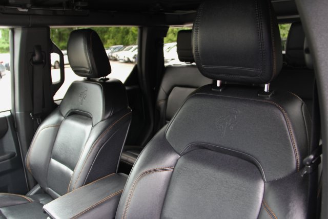 Used 2024 Ford Bronco Badlands AWD/4WD image 18