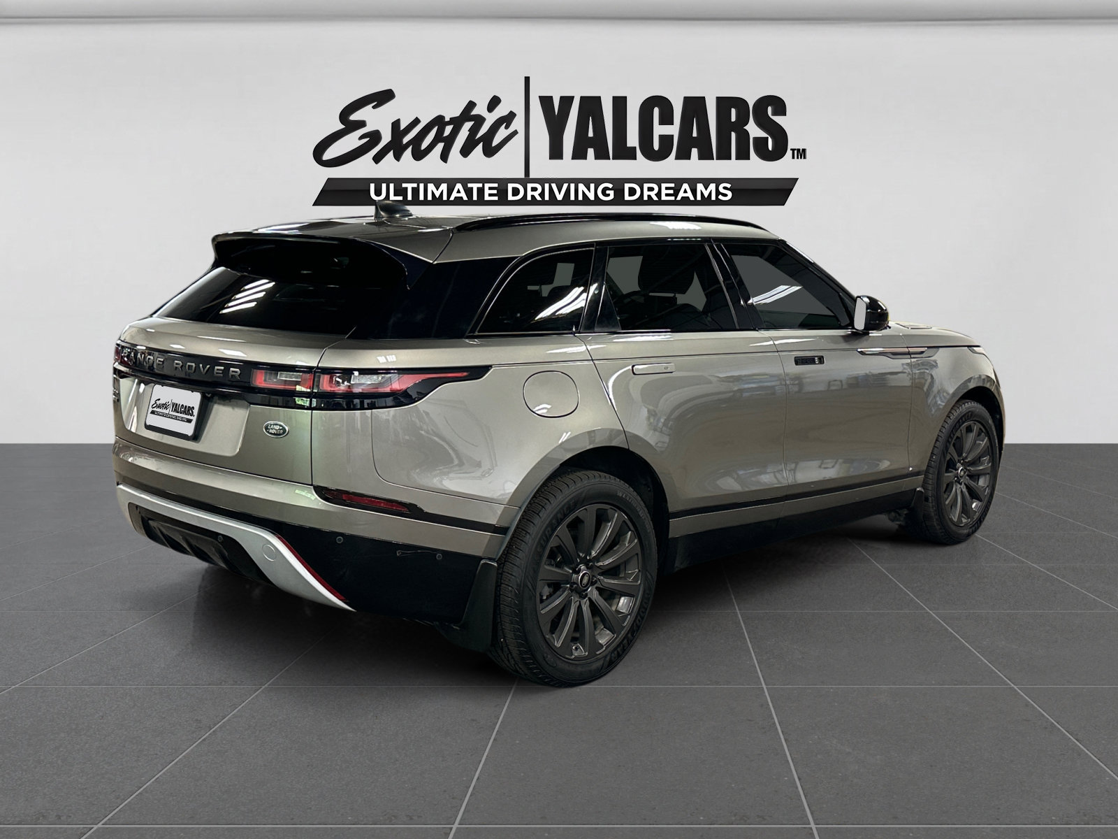 Used 2019 Land Rover Range Rover Velar R-Dynamic SE AWD/4WD image 5