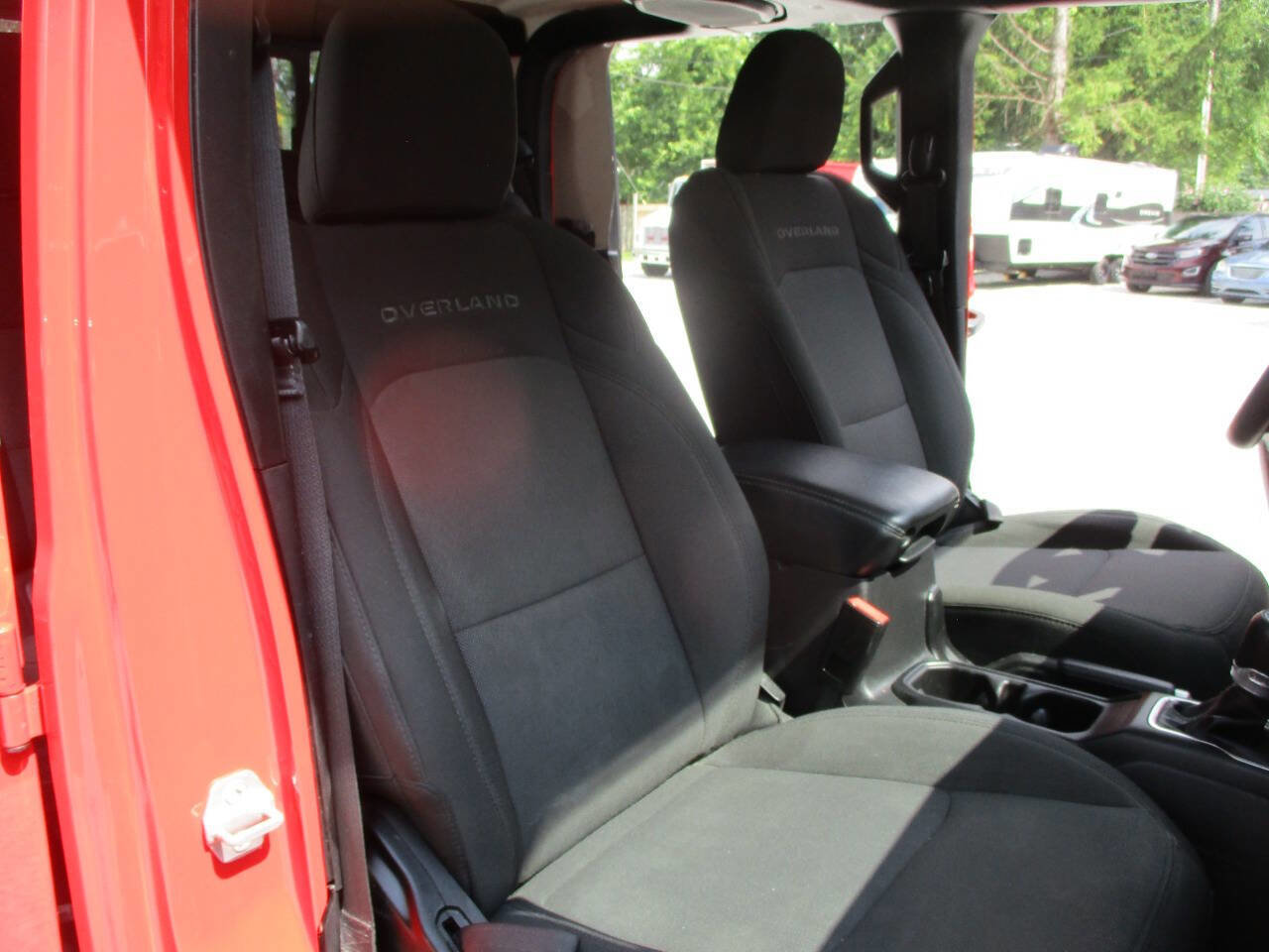 Used 2023 Jeep Gladiator Overland AWD/4WD image 25