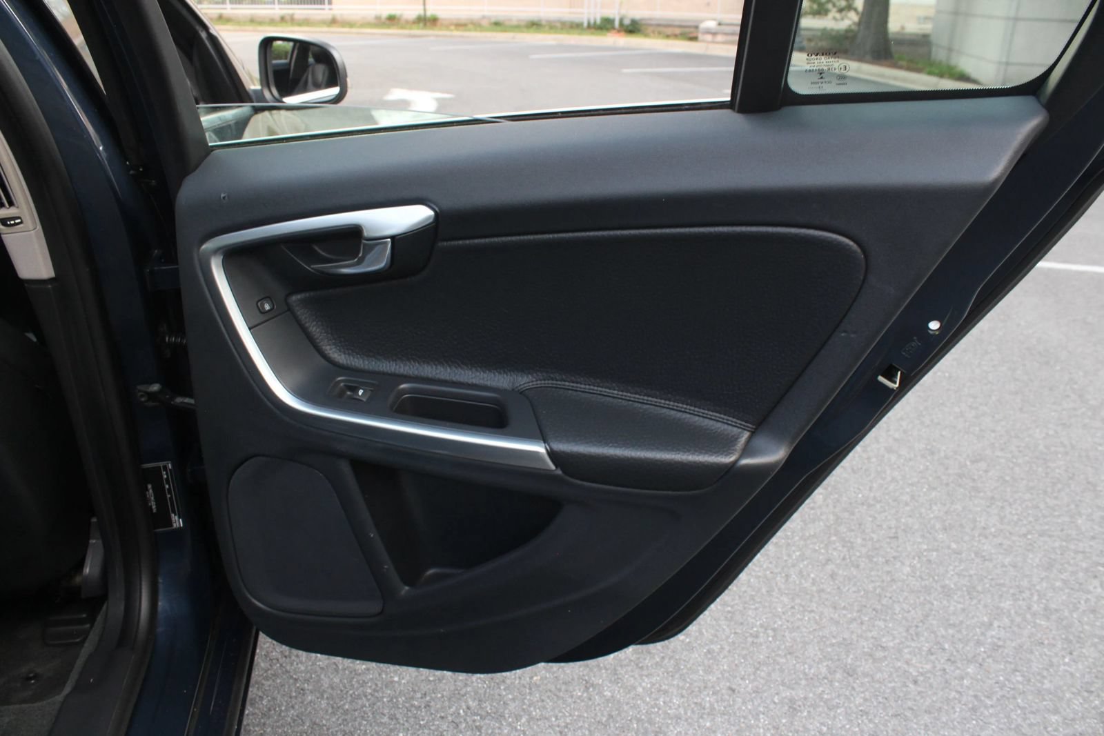 Used 2014 Volvo S60 T5 FWD image 24