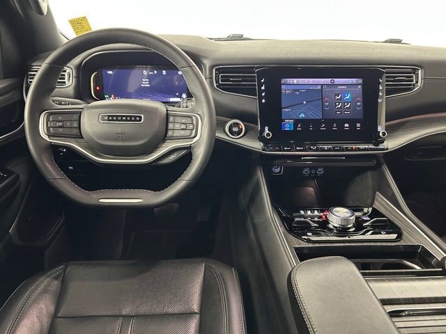 Used 2023 Jeep Wagoneer L Series III w/ Convenience Group I image 34
