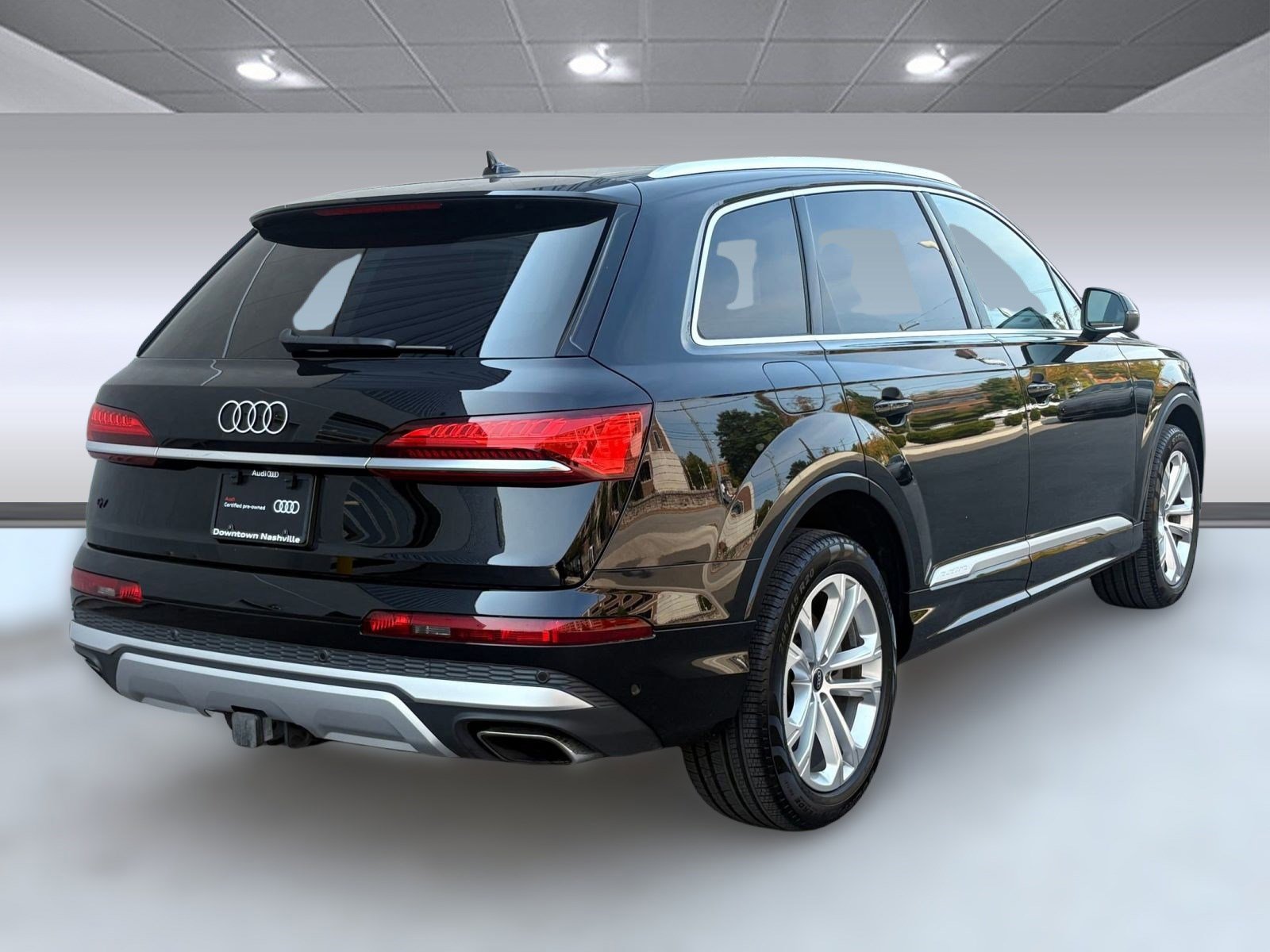 Certified 2025 Audi Q7 3.0T Prestige w/ Prestige Package image 9