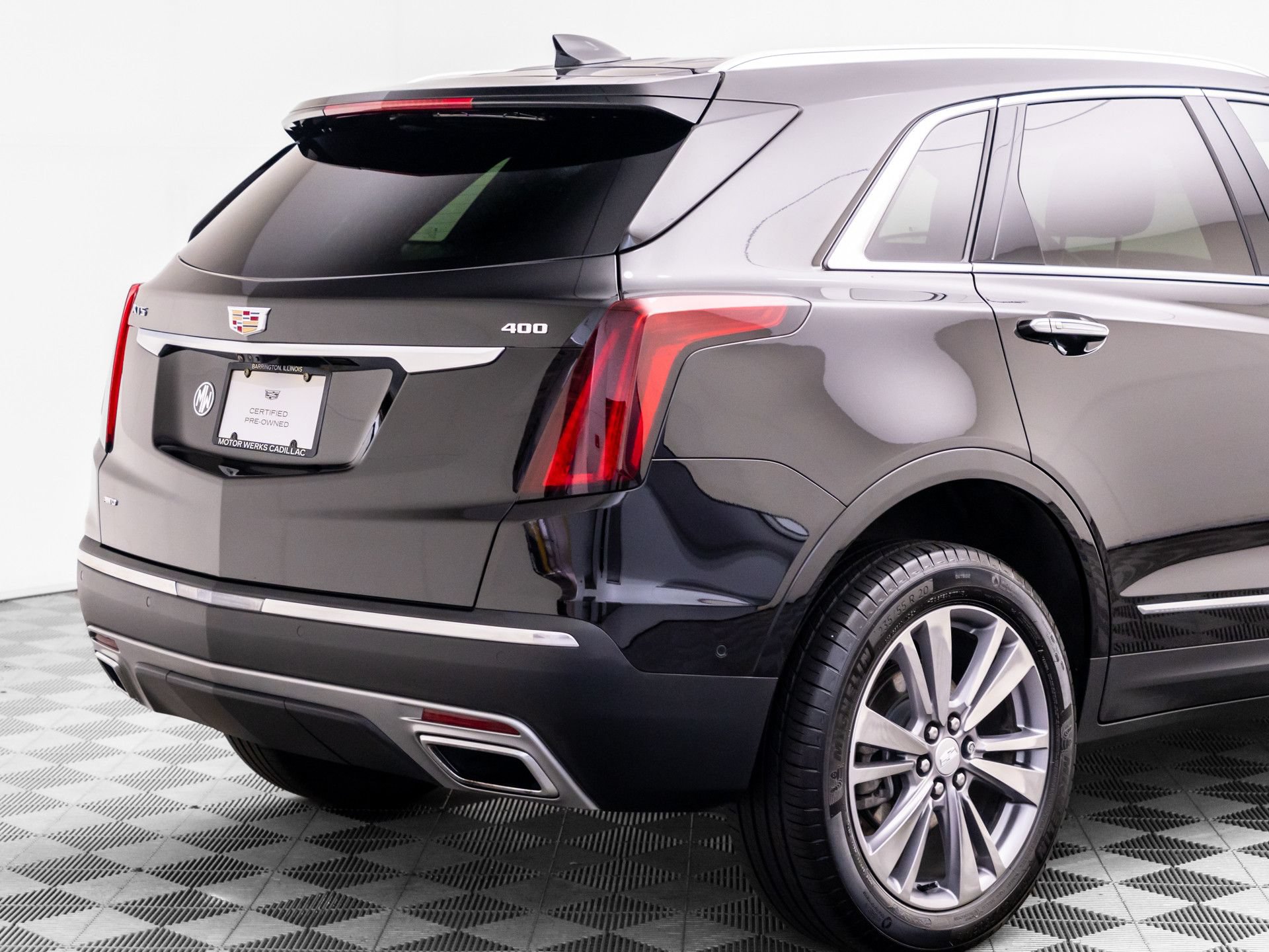 Certified 2025 Cadillac XT5 Premium Luxury w/ Technology Package AWD/4WD image 37