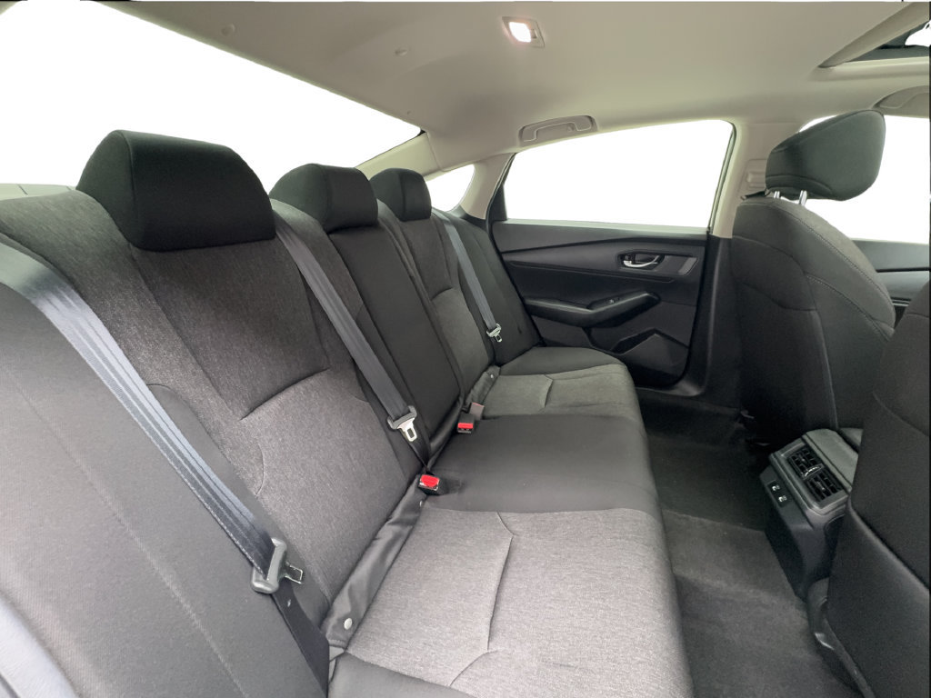 Used 2025 Honda Accord SE image 33