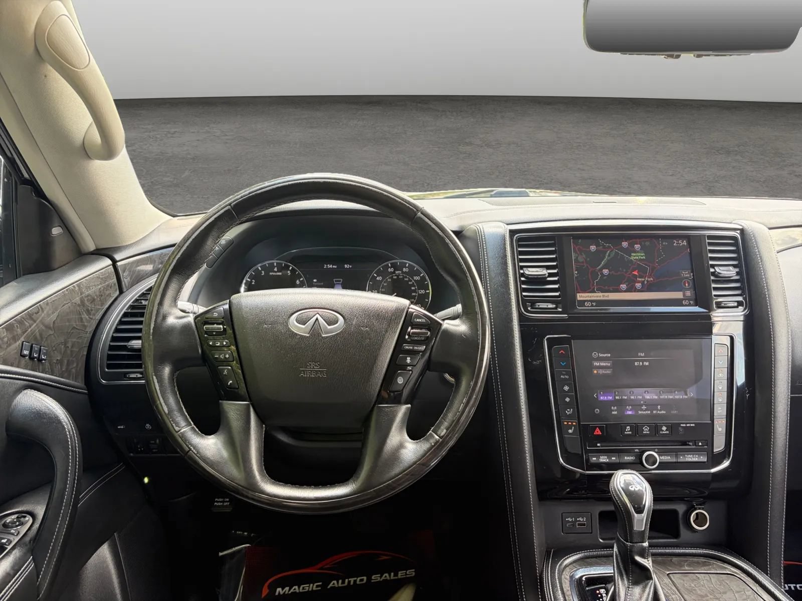 Used 2021 INFINITI QX80 Luxe w/ Cargo Package AWD/4WD image 30