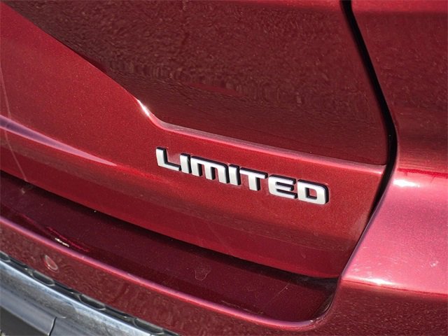 Used 2024 Jeep Grand Cherokee Limited image 8