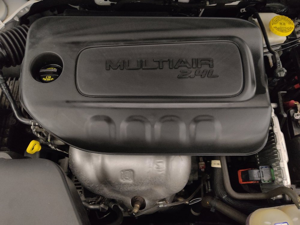 Used 2020 Jeep Cherokee Latitude Plus image 30