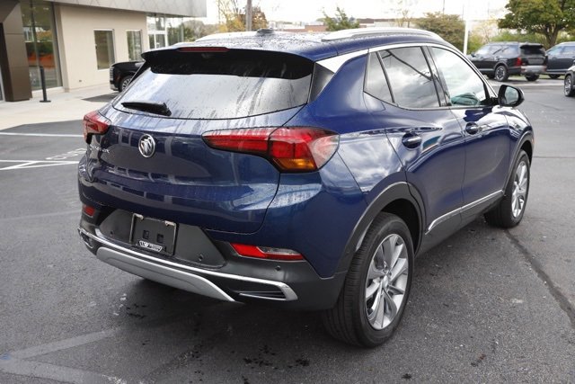 Used 2023 Buick Encore GX Essence w/ Advanced Technology Package image 3