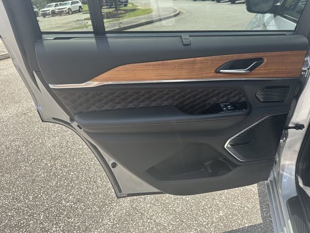 Used 2024 Jeep Grand Cherokee L Summit image 22