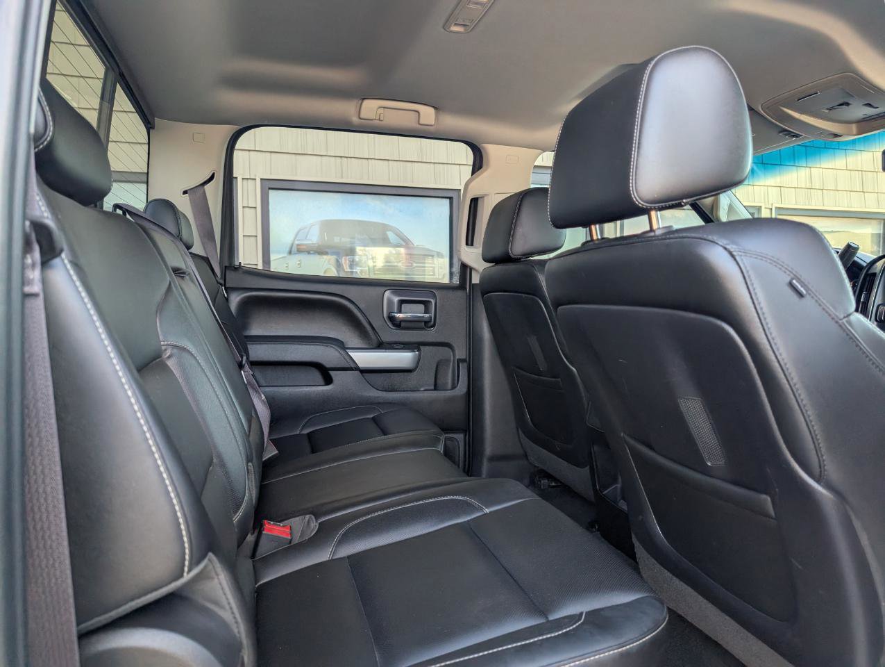 Used 2015 Chevrolet Silverado 2500 LTZ w/ LTZ Plus Package AWD/4WD image 16
