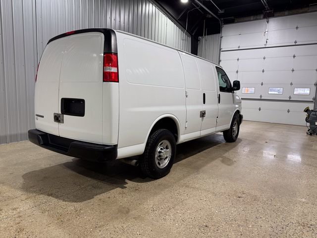 Used 2021 Chevrolet Express 2500 w/ Driver Convenience Package image 6