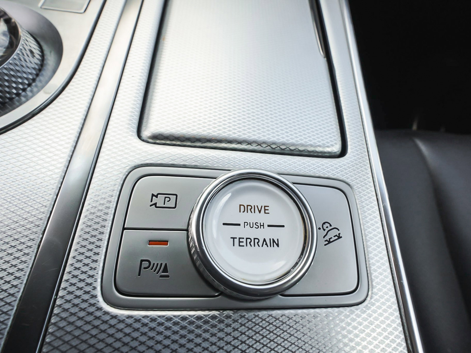 Used 2021 Genesis GV80 2.5T Select AWD/4WD image 32