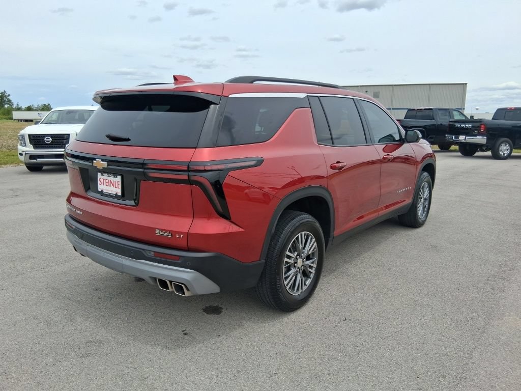 Used 2024 Chevrolet Traverse LT AWD/4WD image 7