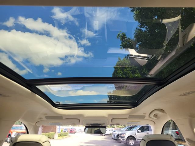 New 2025 Lincoln Nautilus Black Label image 12