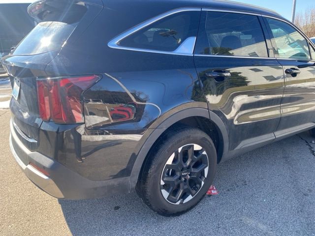 New 2025 Kia Sorento S image 39